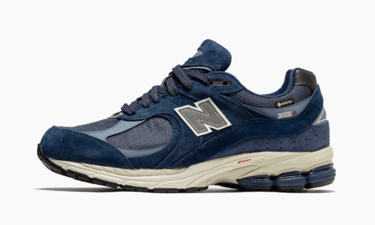 New Balance 2002R Gore-Tex Navy Arctic Grey | The Sneaker Store